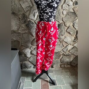 NWOT Dolly Parton Sweatpants M